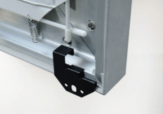 Staffa di mouting inferiore